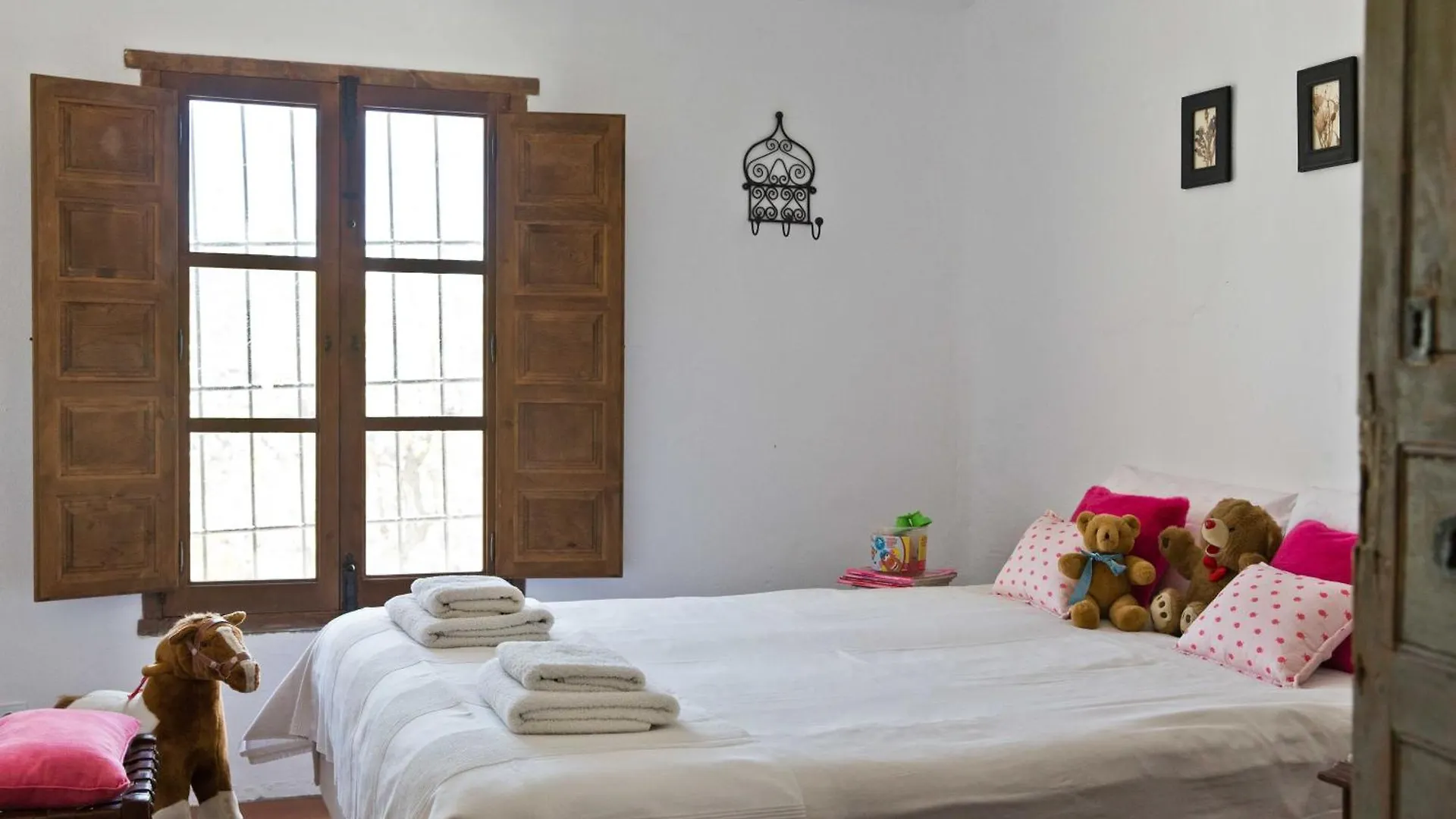 Cortijo Juan Salvador Guest House Olias  Country house